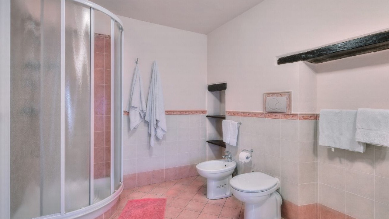 Photo of Bathroom in Sarna