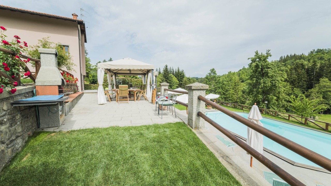 Photo of Outdoor in Saturnana
