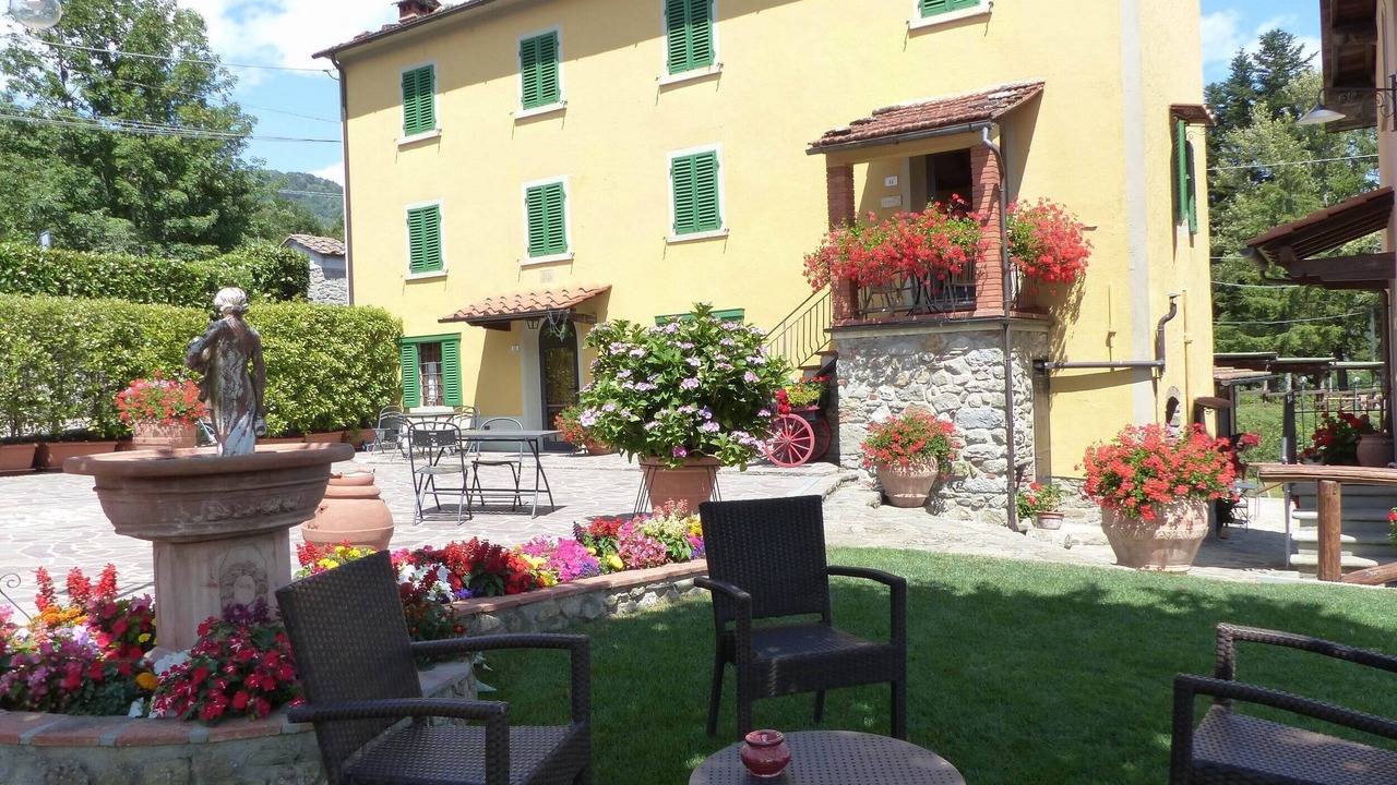 Photo of Patio Balcony in Saturnana