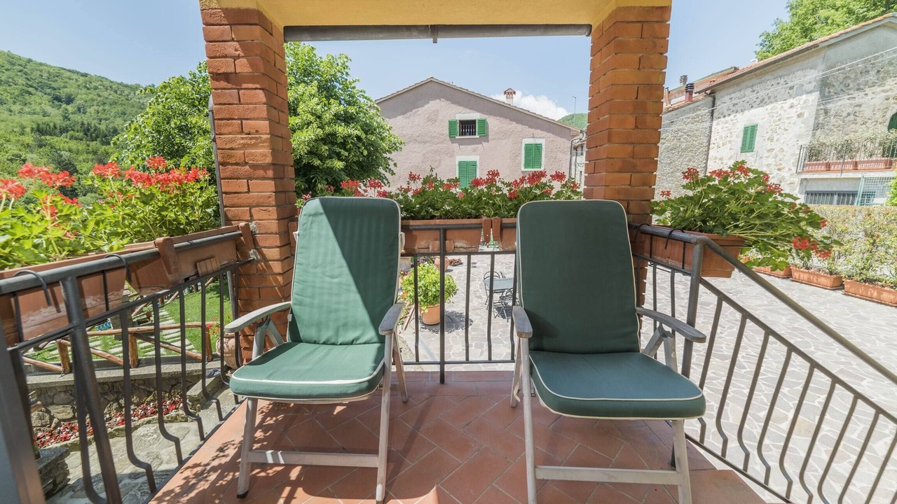 Photo of Patio Balcony in Saturnana