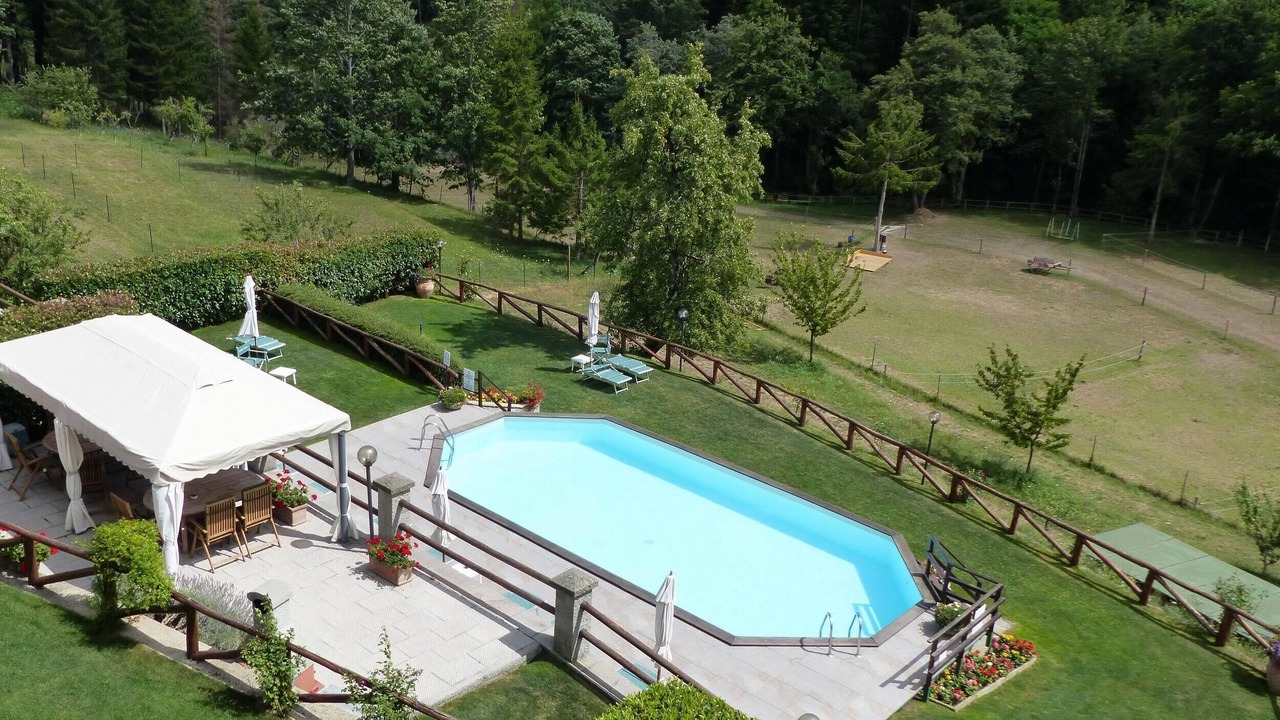 Photo of Outdoor in Saturnana