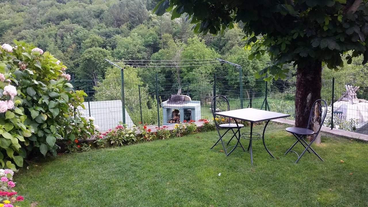 Photo of Outdoor in Saturnana