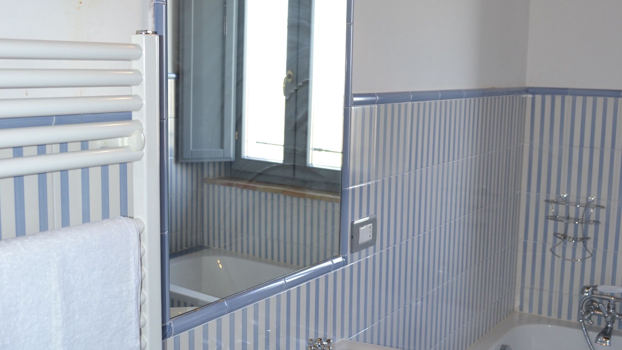 Photo of Bathroom in Montalto delle Marche