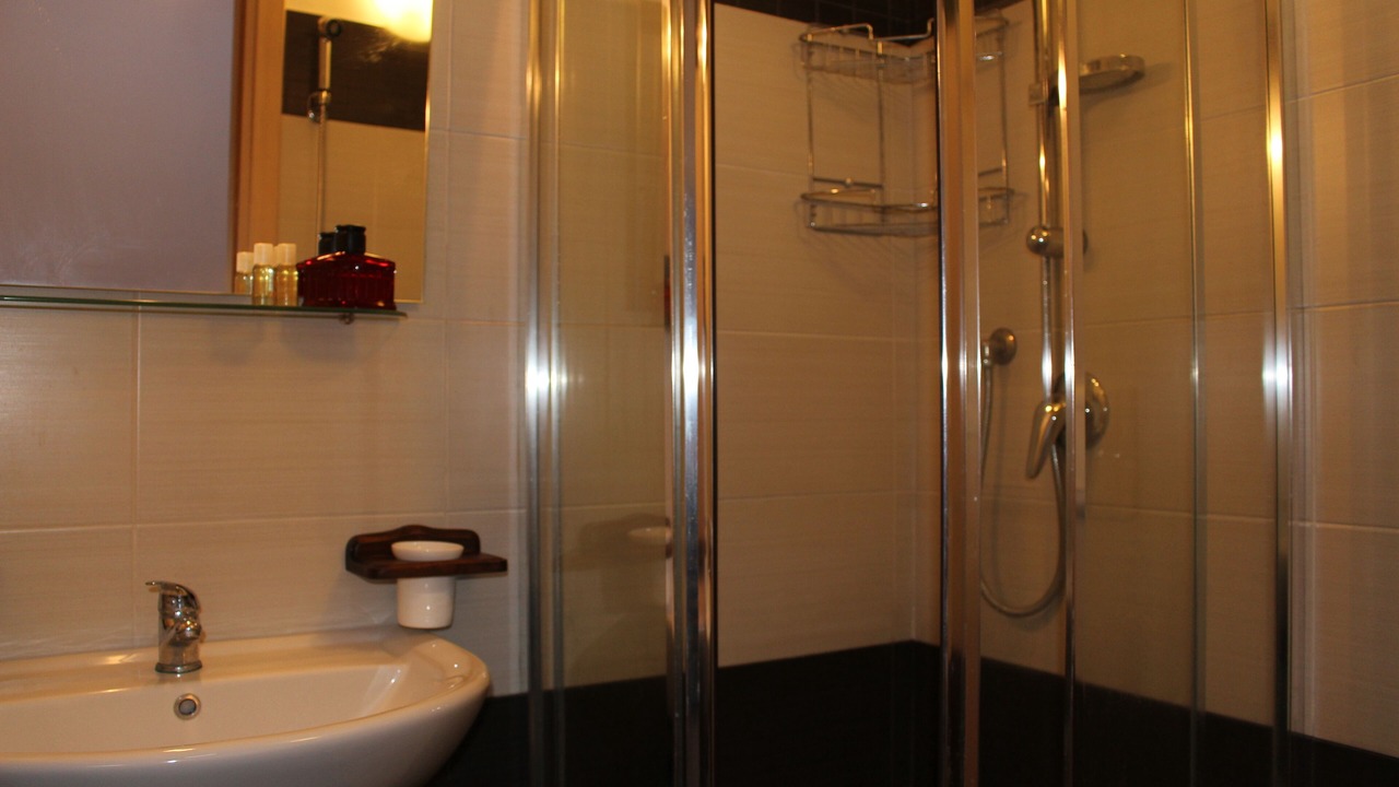 Photo of Bathroom in Palazzolo Acreide Historic Centre