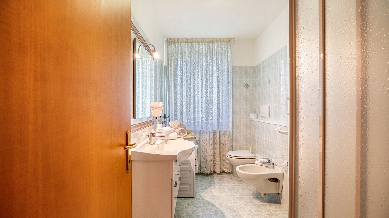 Photo of Bathroom in Almazzago