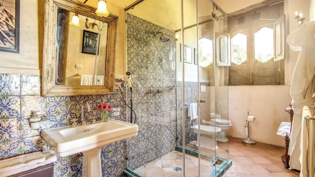 Photo of Bathroom in Montepertuso