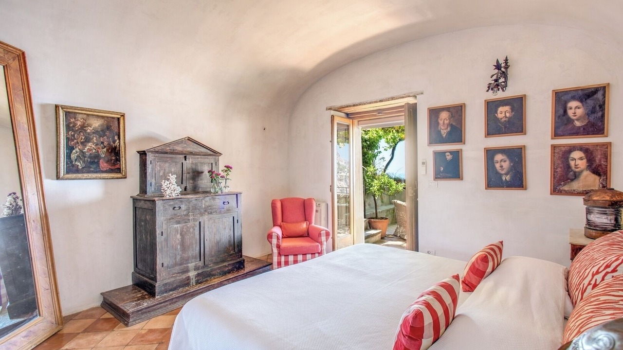 Photo of Bedroom in Montepertuso