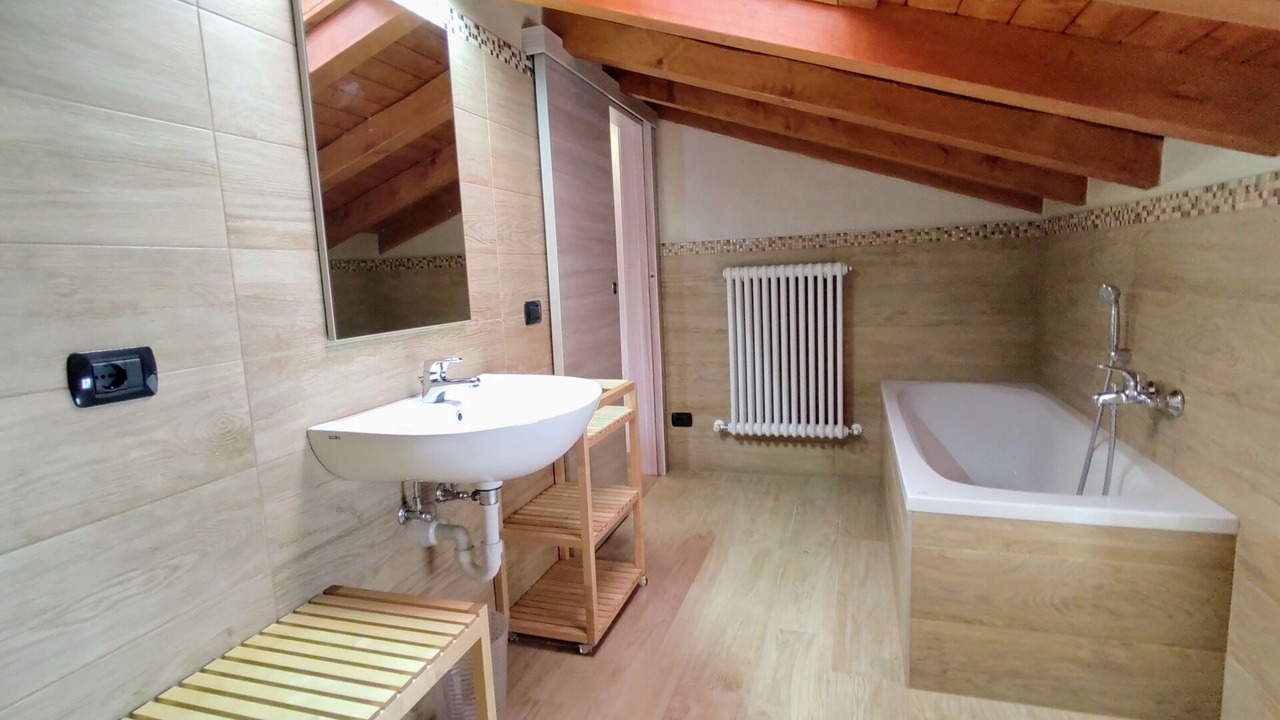 Photo of Bathroom in Aurogna