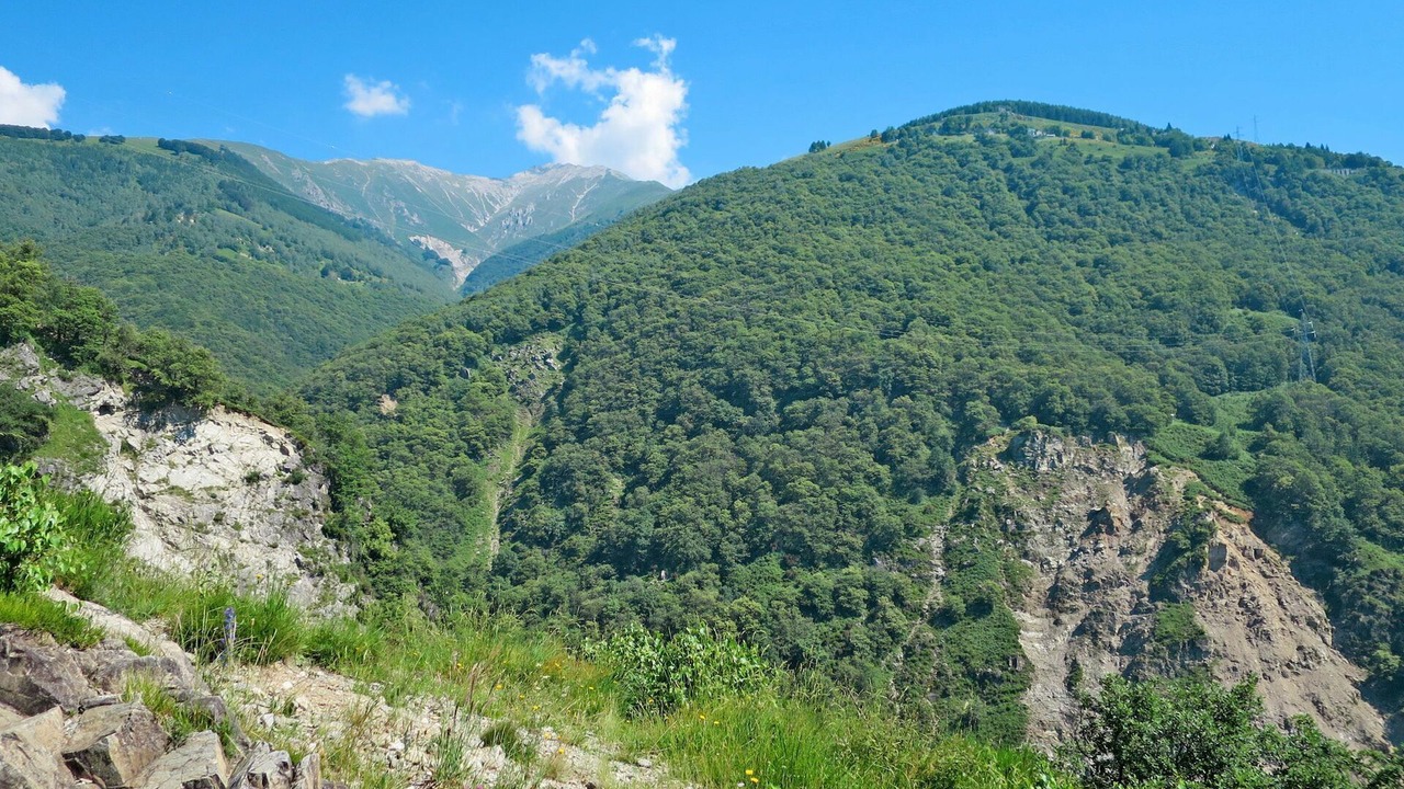 Photo of Others in Aurogna