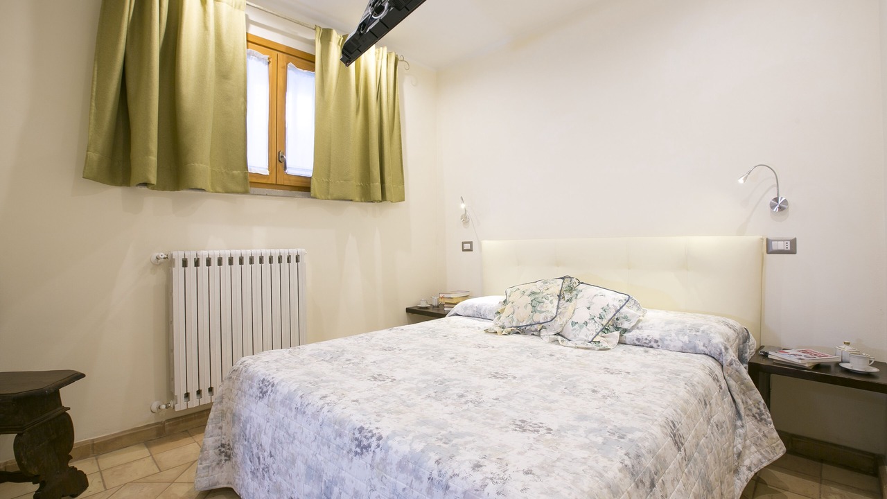 Photo of Bedroom in Sutri