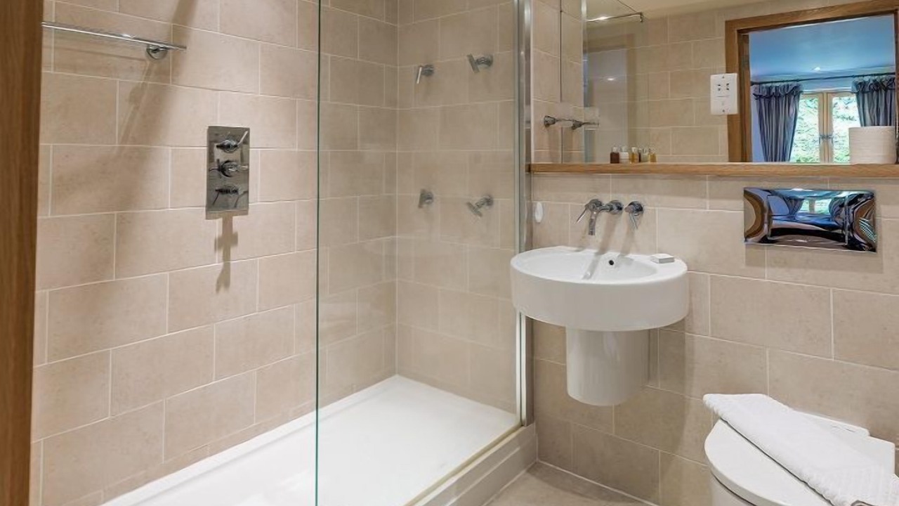 Photo of Bathroom in Kenmore