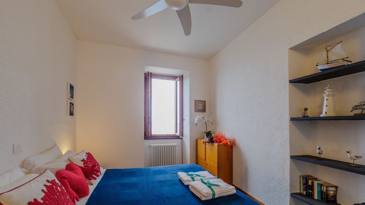 Photo of Bedroom in Manarola
