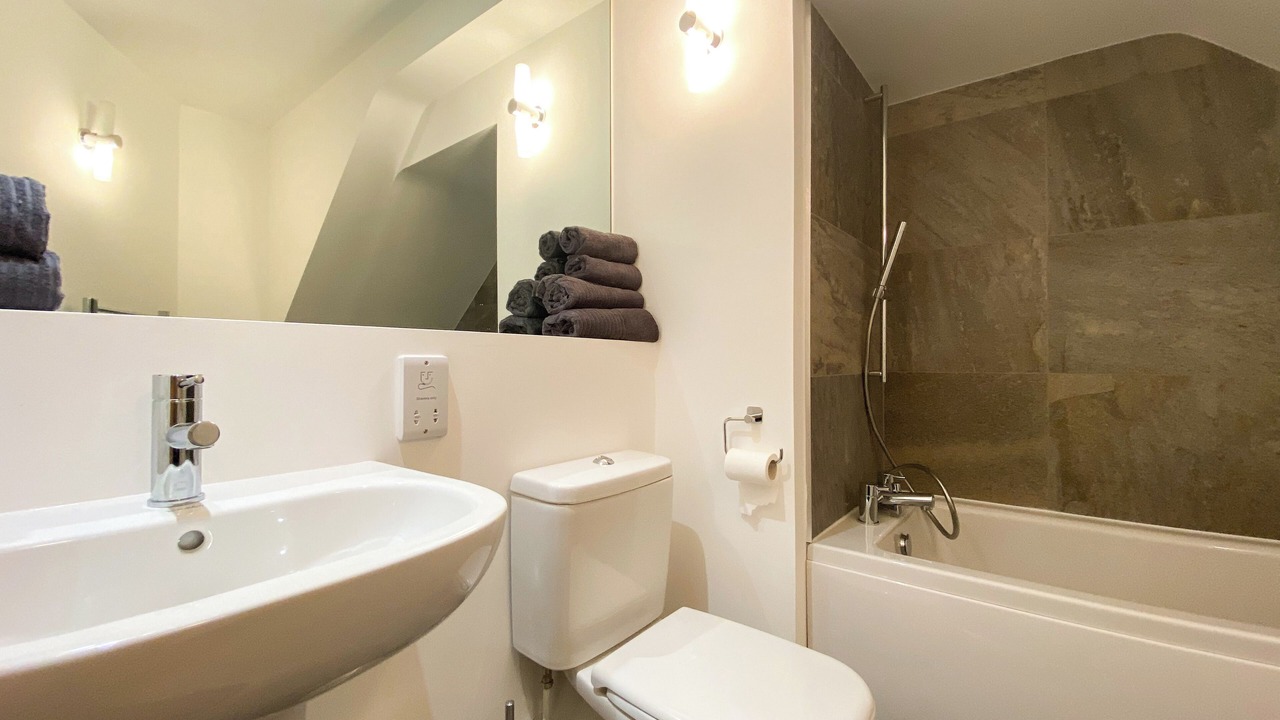 Photo of Bathroom in Mortehoe