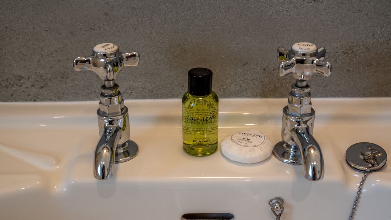 Photo of Bathroom in Constantine Bay