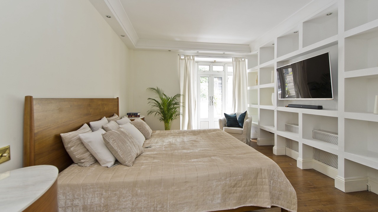 Photo of Bedroom in Lancaster Gate