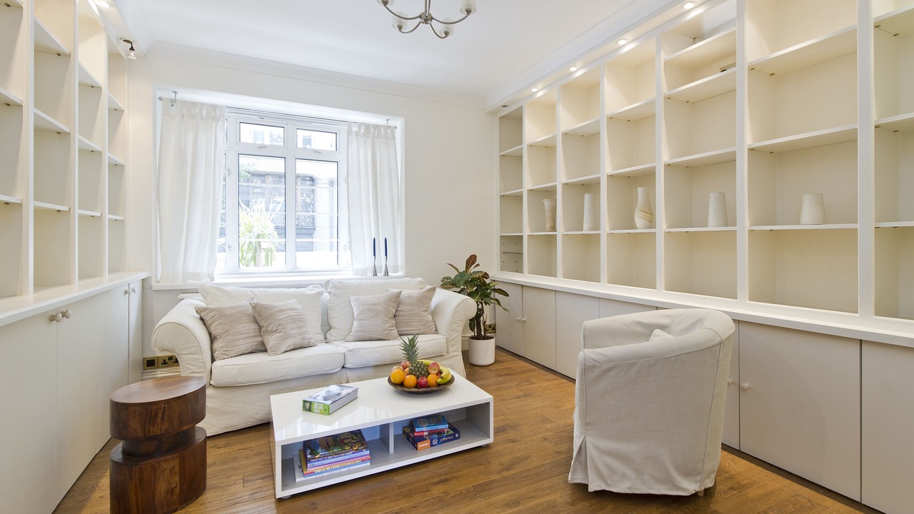 Photo of Livingroom in Lancaster Gate