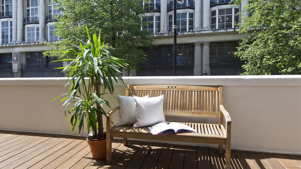 Photo of Patio Balcony in Lancaster Gate