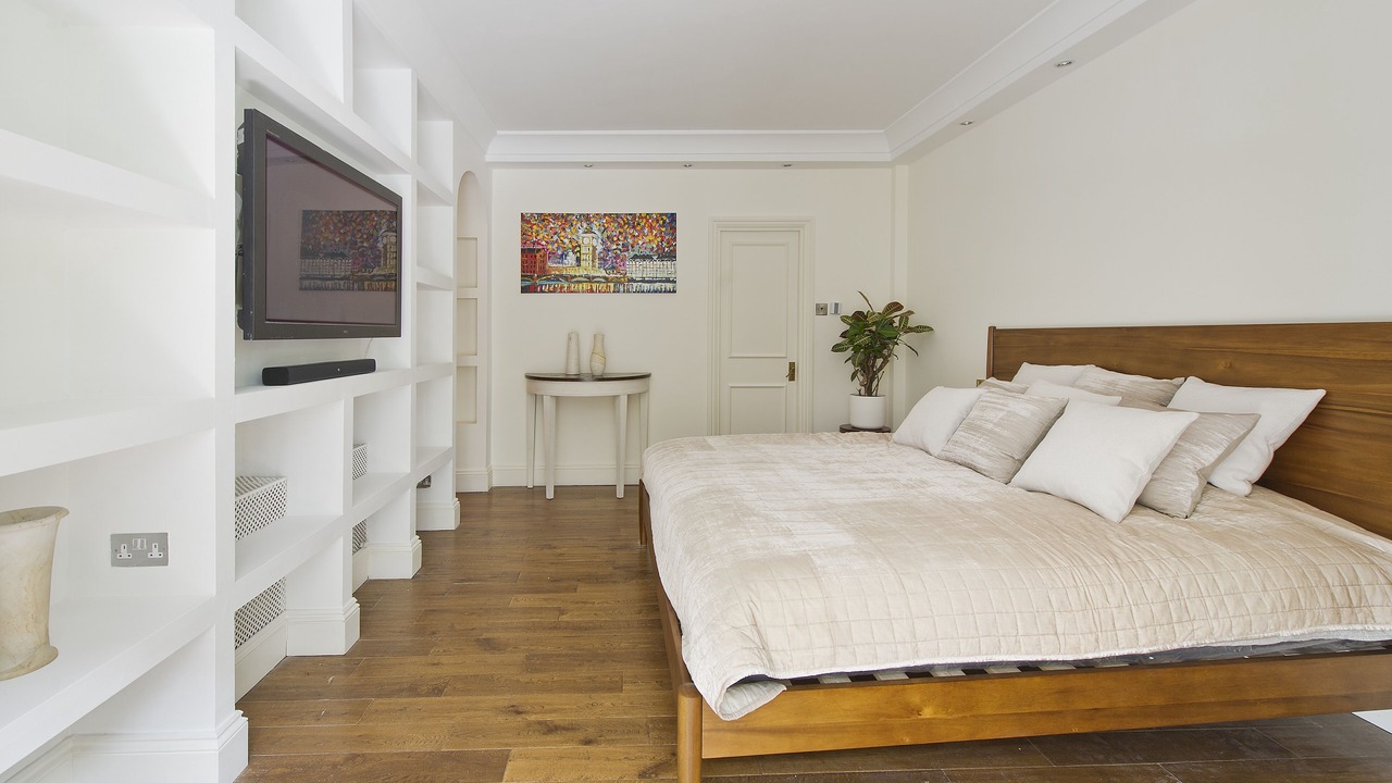 Photo of Bedroom in Lancaster Gate