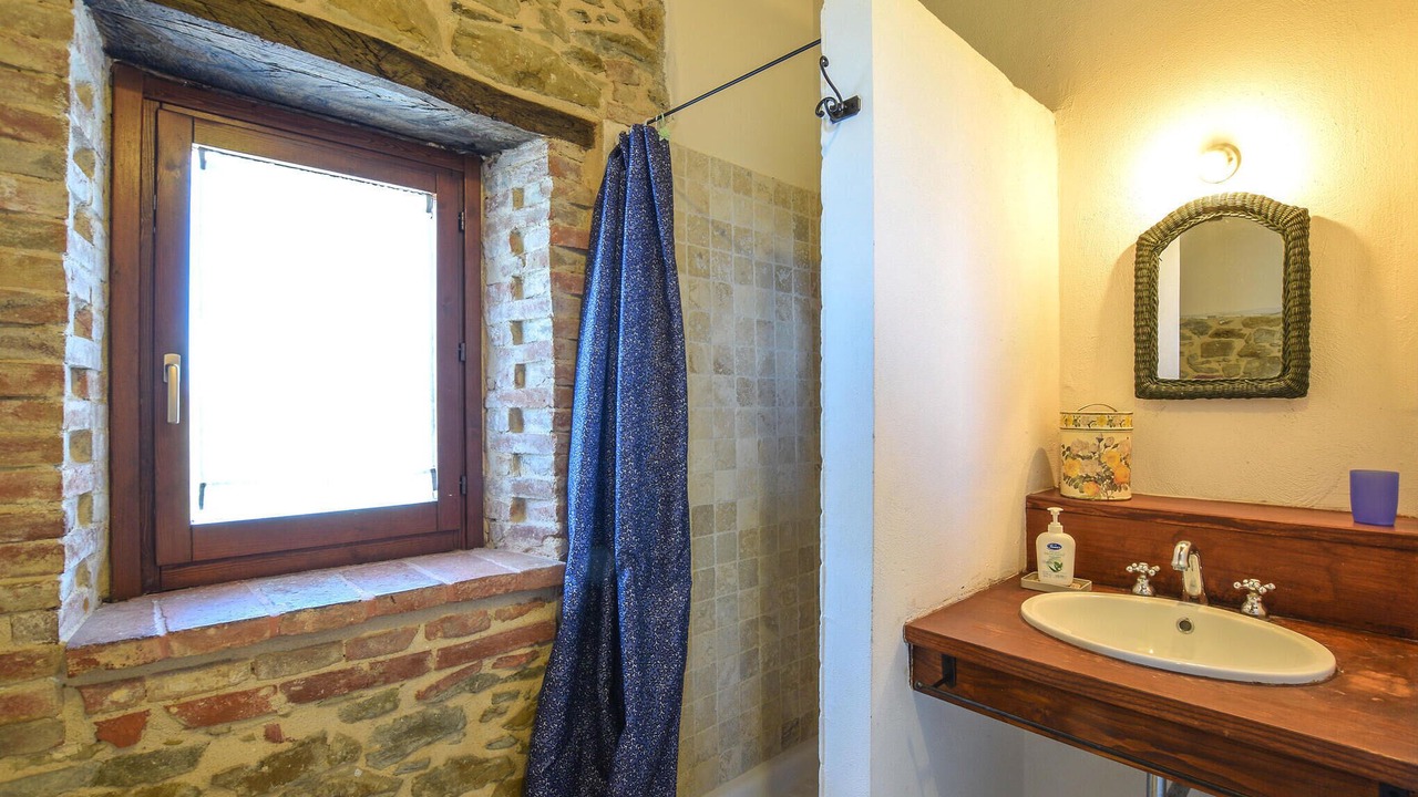 Photo of Bathroom in Teverina di Cortona