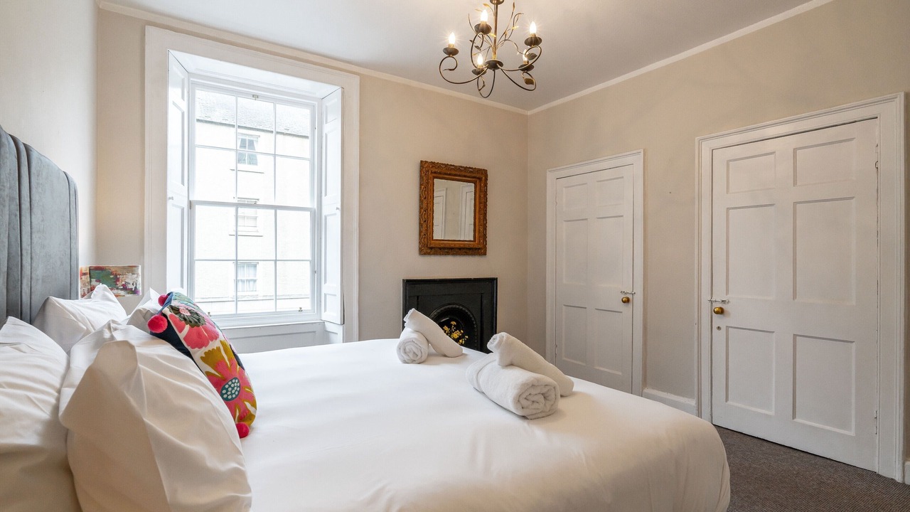 Photo of Bedroom in Newington