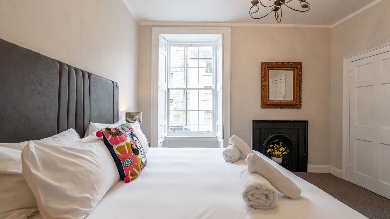 Photo of Bedroom in Newington