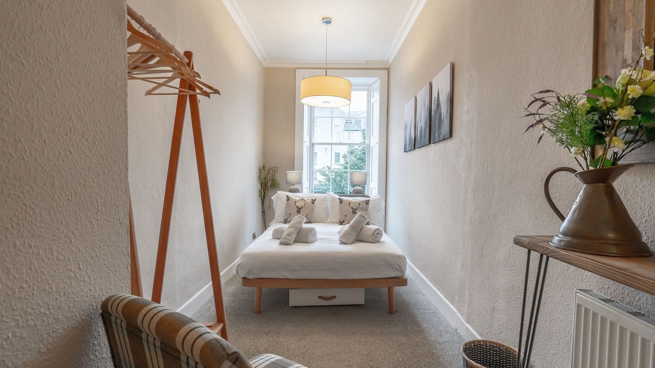 Photo of Bedroom in Newington
