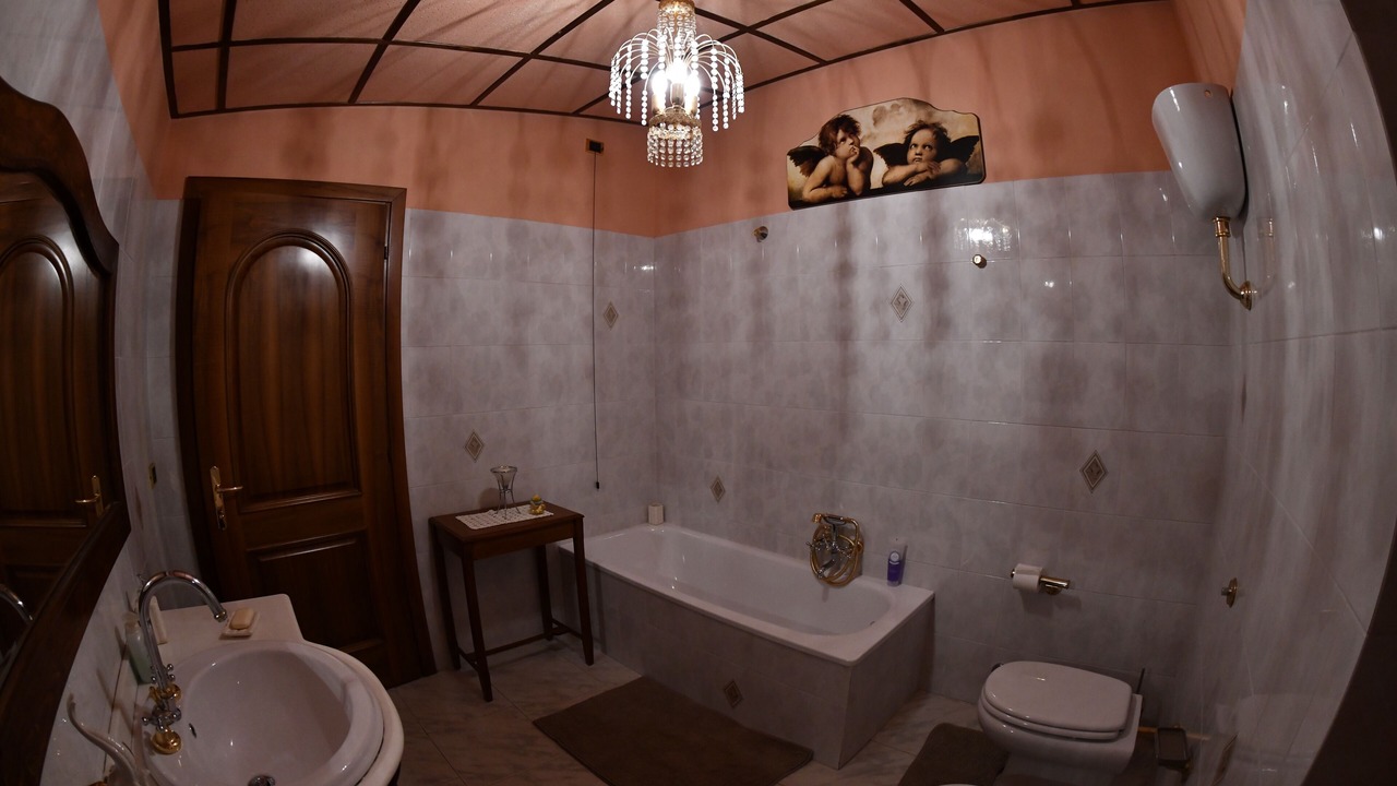 Photo of Bathroom in Bugnara