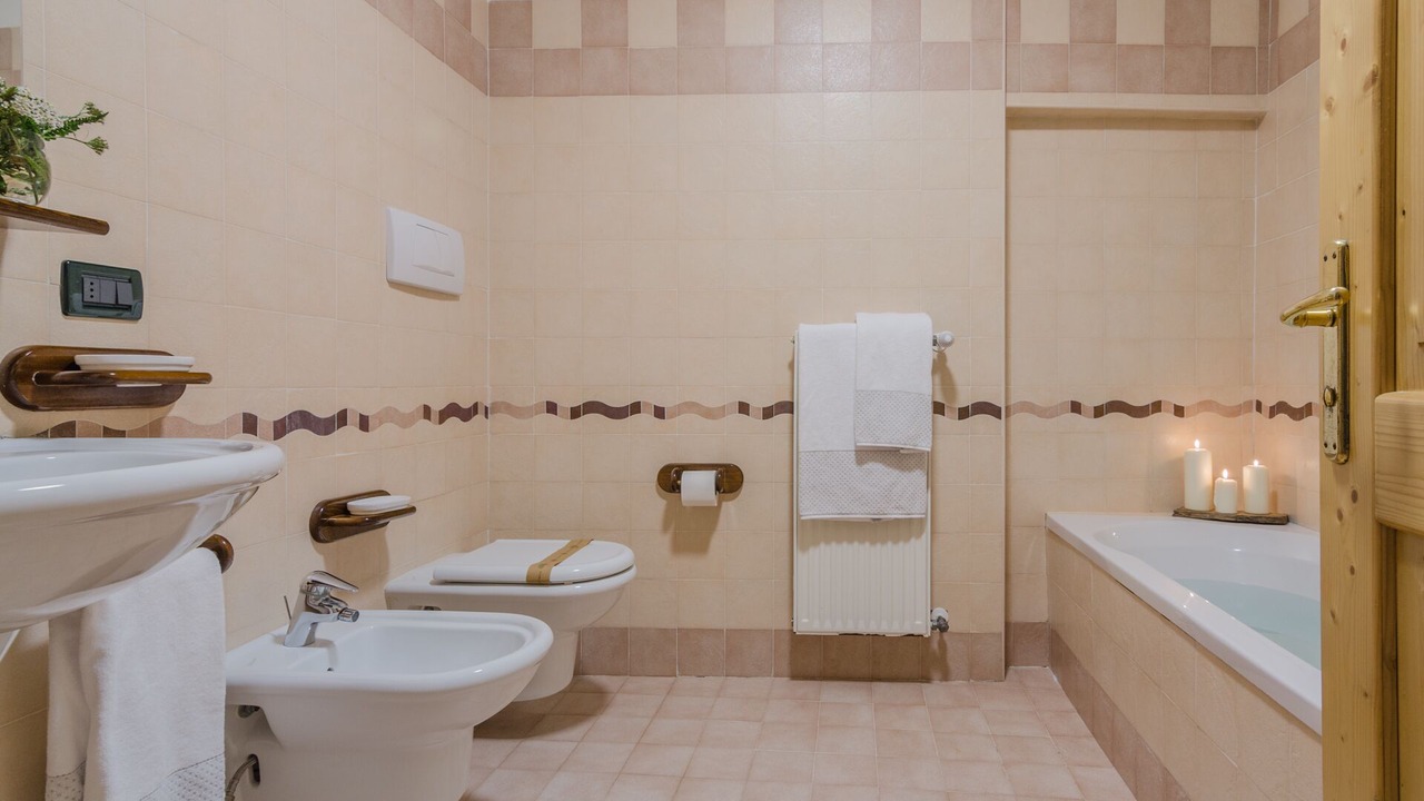 Photo of Bathroom in Peio