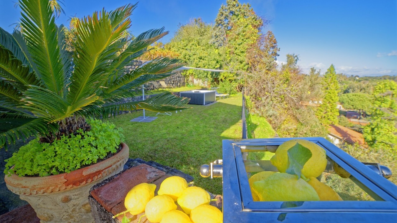 Photo of Patio Balcony in Praiola