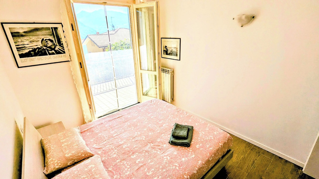 Photo of Bedroom in Tavernola Bergamasca