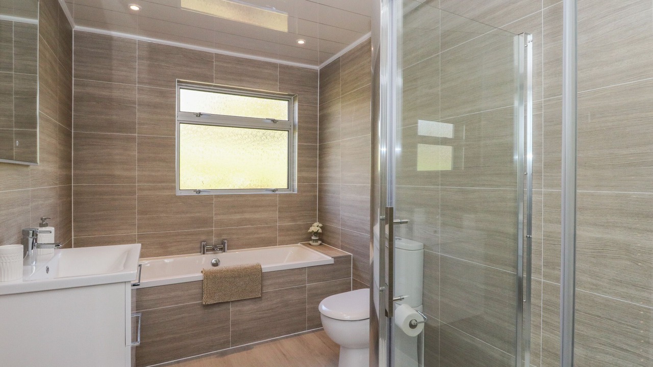 Photo of Bathroom in Tayvallich