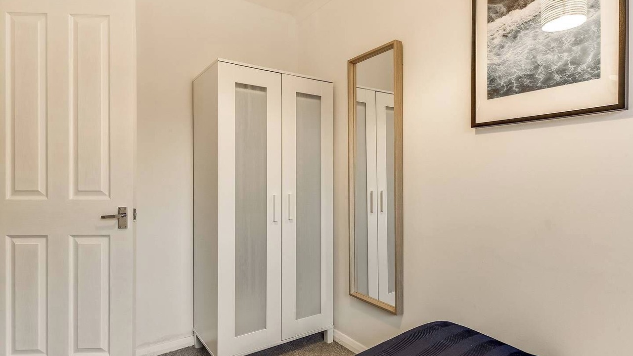 Photo of Bedroom in Kennington