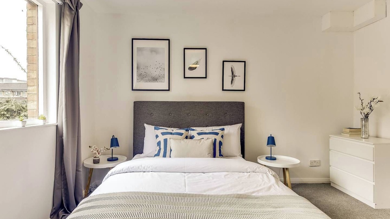 Photo of Bedroom in Kennington