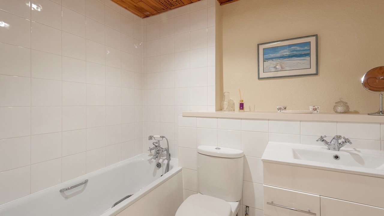 Photo of Bathroom in New Town