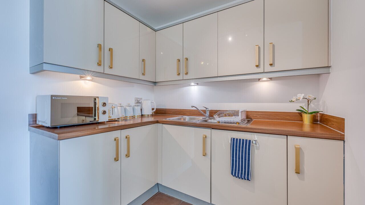 Photo of Kitchen in Central Milton Keynes