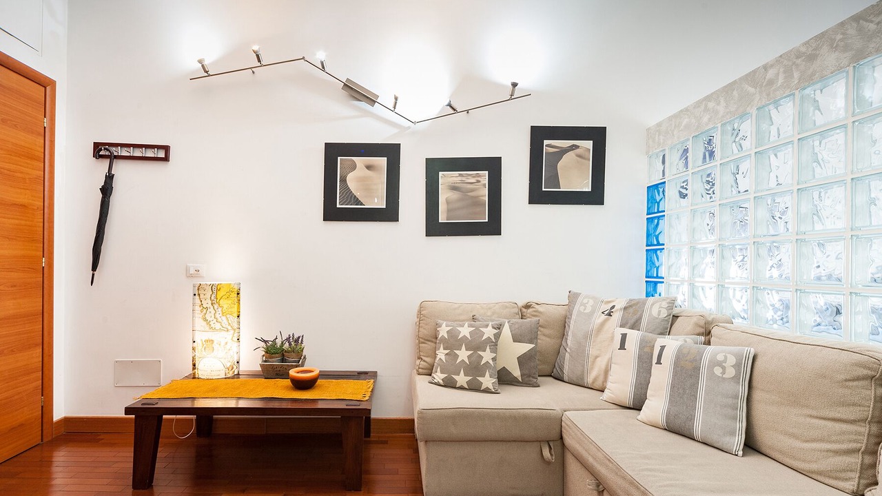 Photo of Livingroom in Quartiere XIII Aurelio