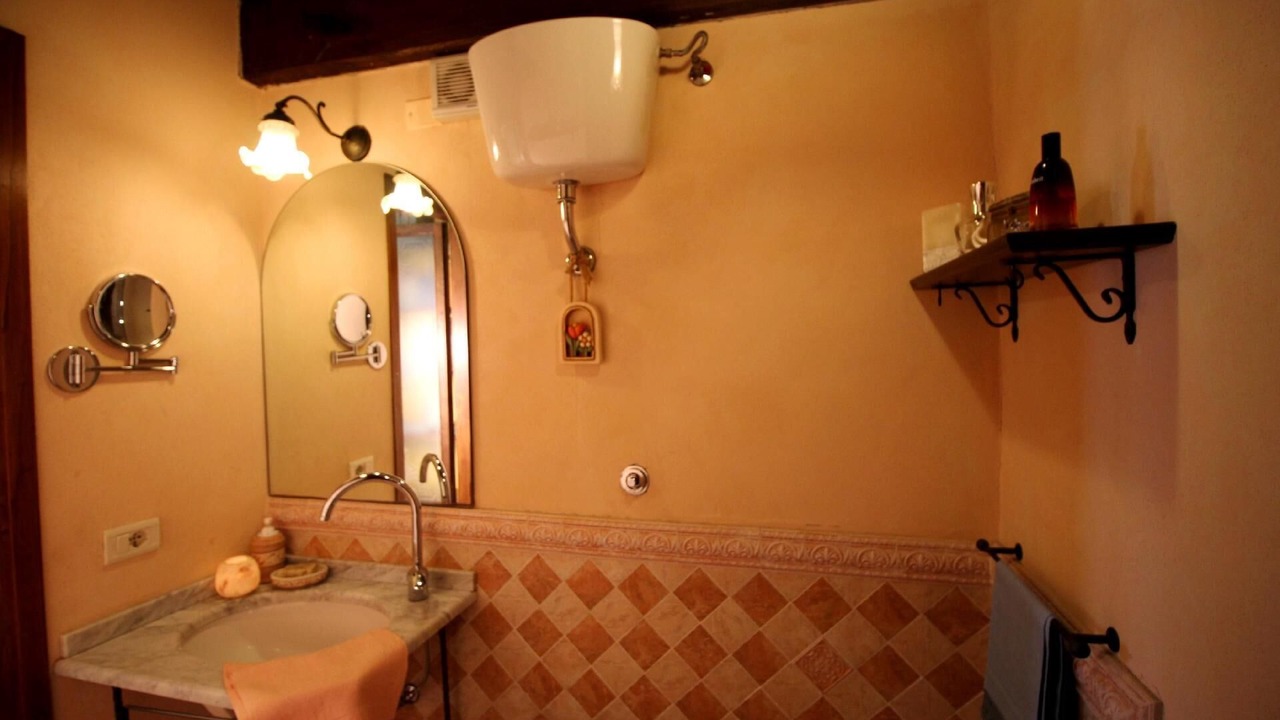 Photo of Bathroom in Porrena