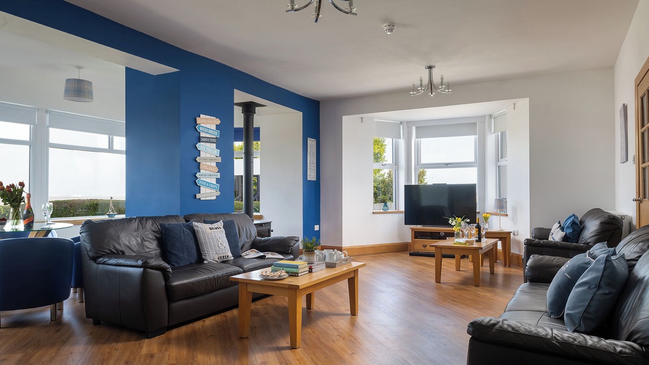Photo of Livingroom in Holyhead