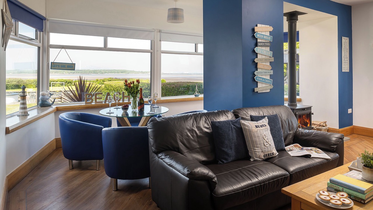 Photo of Livingroom in Holyhead