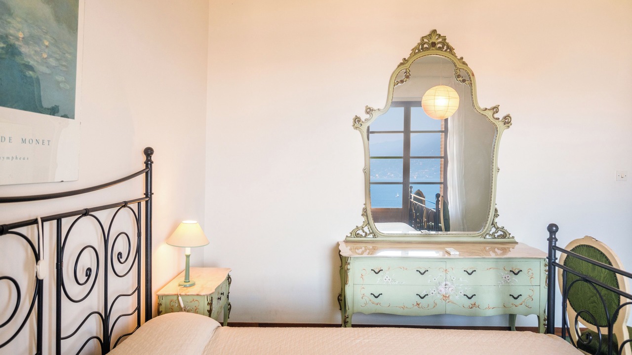 Photo of Bedroom in Torri del Benaco