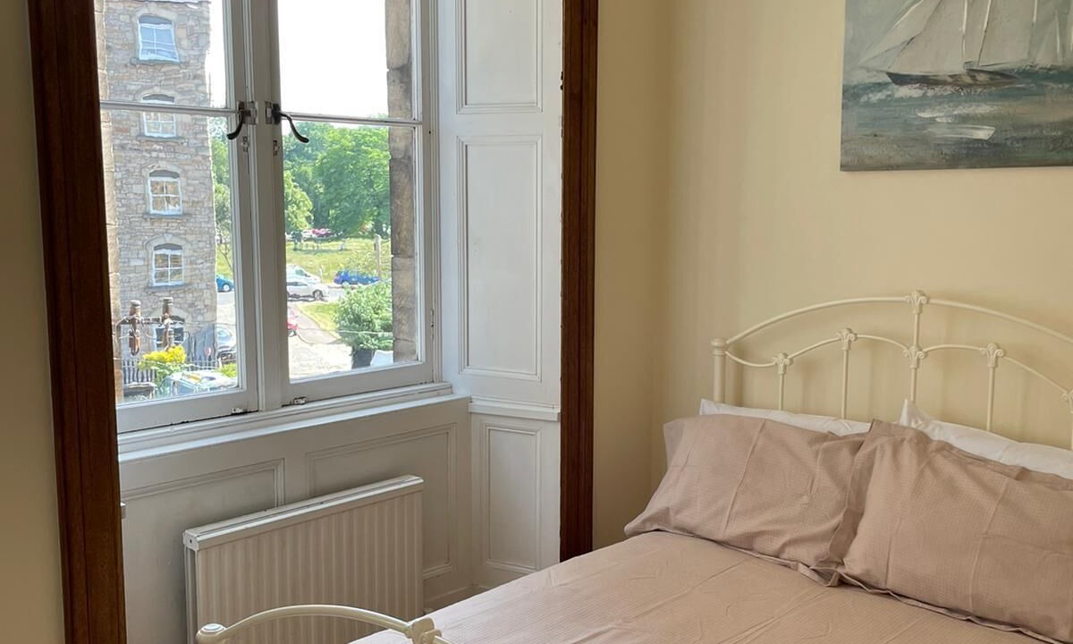 Photo of Bedroom in Leith