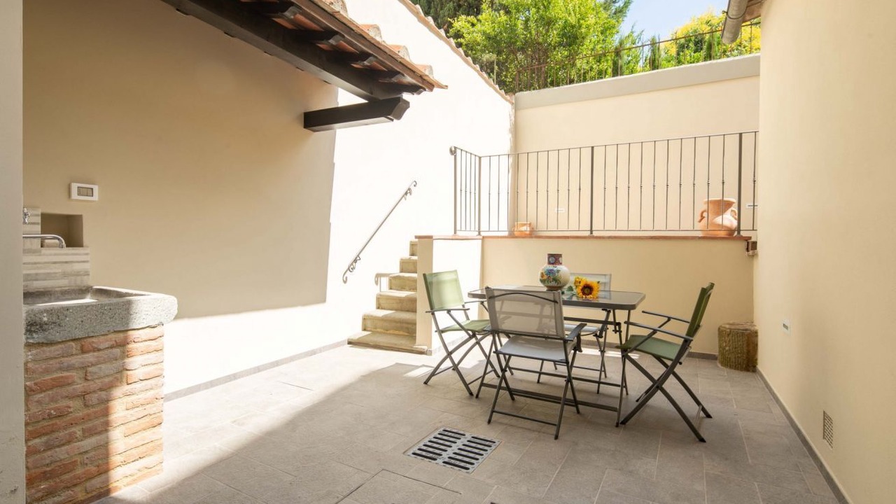Photo of Outdoor in Santo Spirito