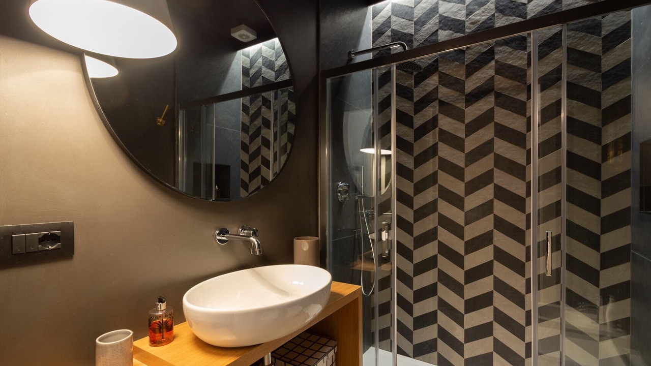 Photo of Bathroom in Roman Quarter