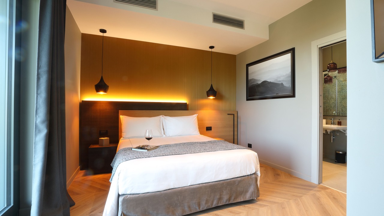 Photo of Bedroom in Barolo