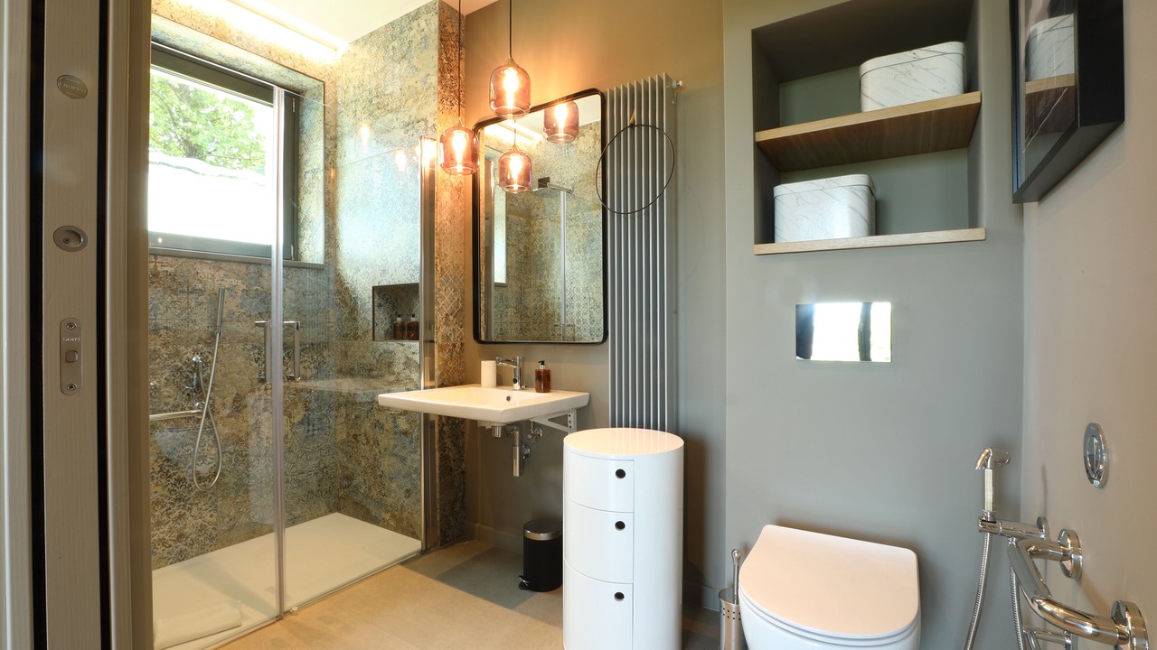 Photo of Bathroom in Barolo
