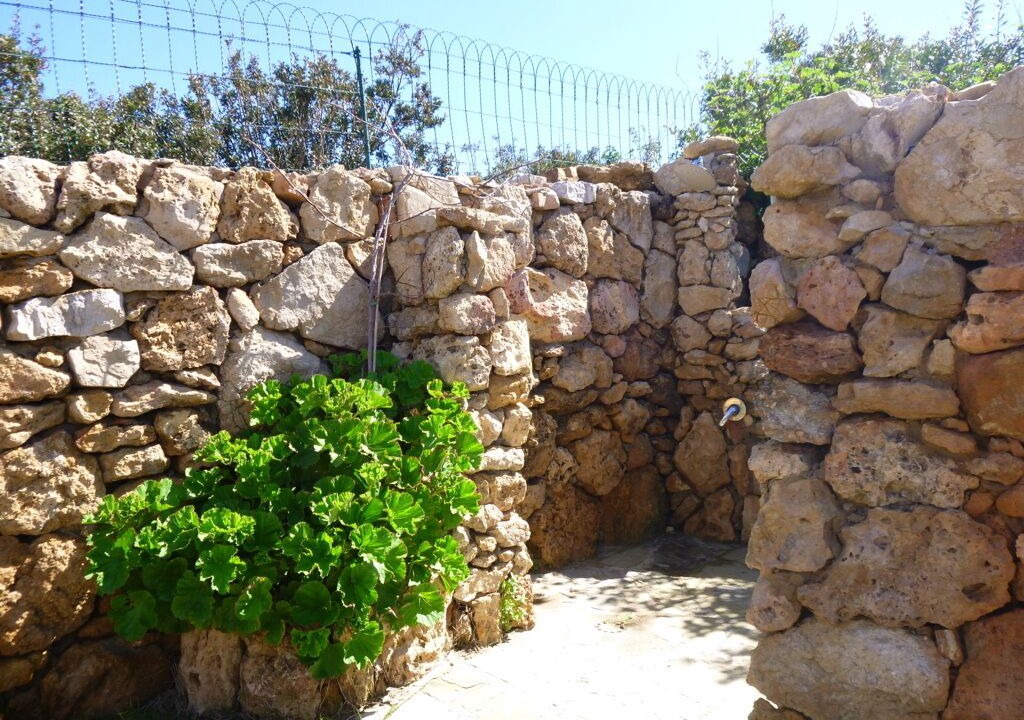 Photo of Outdoor in Arbus