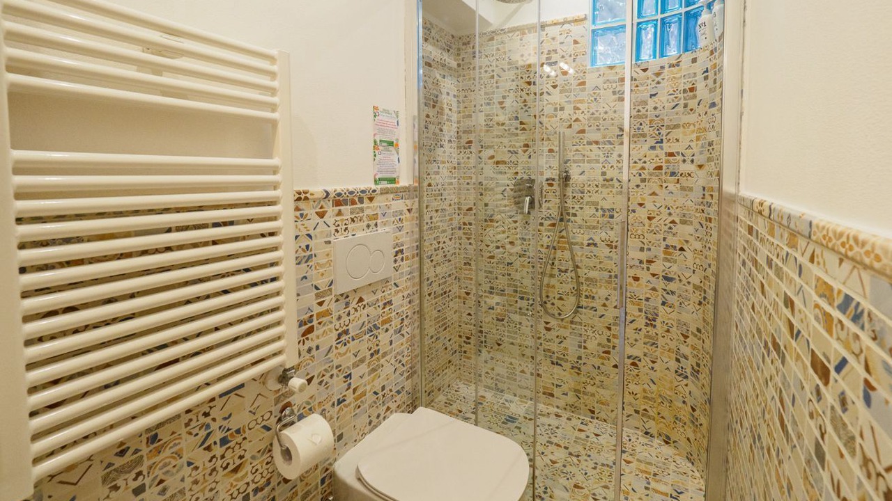 Photo of Bathroom in Vernazza
