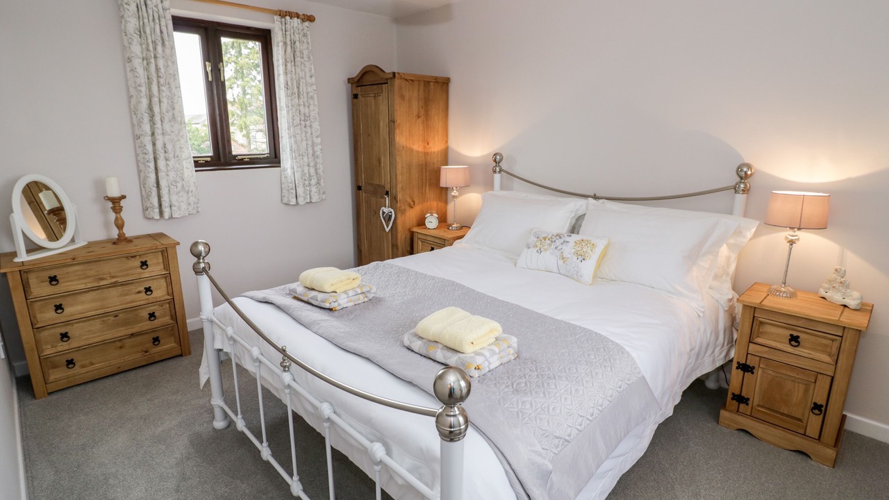 Photo of Bedroom in Syresham