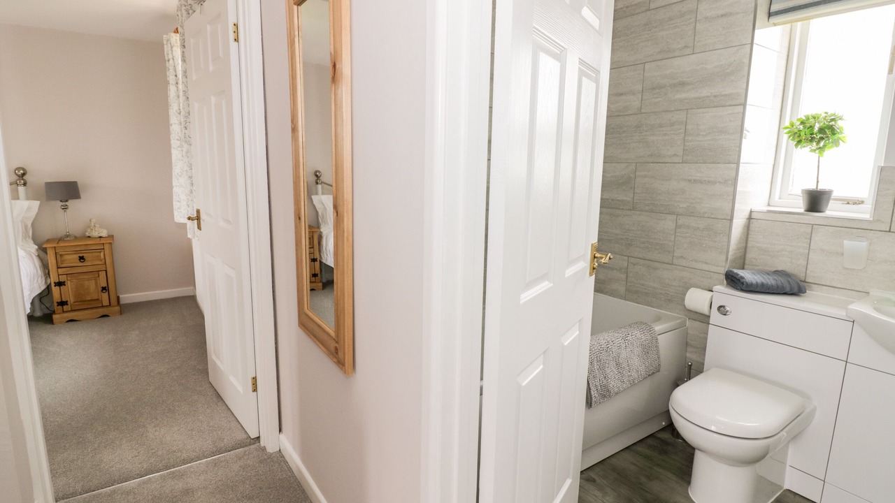 Photo of Bathroom in Syresham