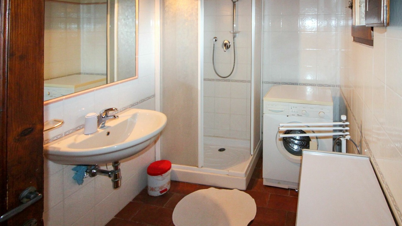 Photo of Bathroom in Neri
